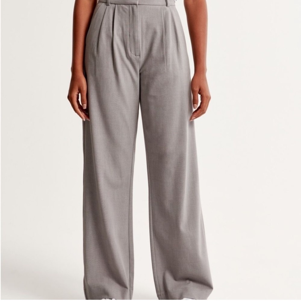 Abercrombie tailored gray trousers, XS